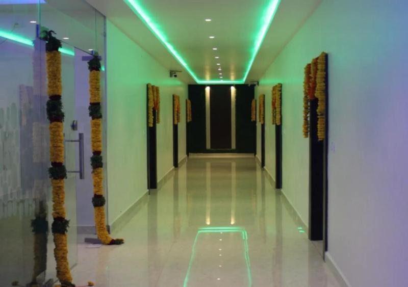 Lalitha Karunya Residency A/C Hotell Bāpatla Exteriör bild
